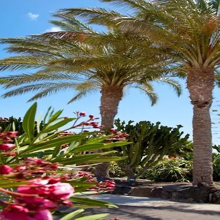 فيلة Playa Blanca Sleeps 4 Pool Wifi